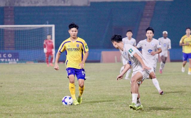 Đội bóng triệu đô của cố vấn Park Hang-seo tiến sát vé thăng hạng V-League- Ảnh 2.