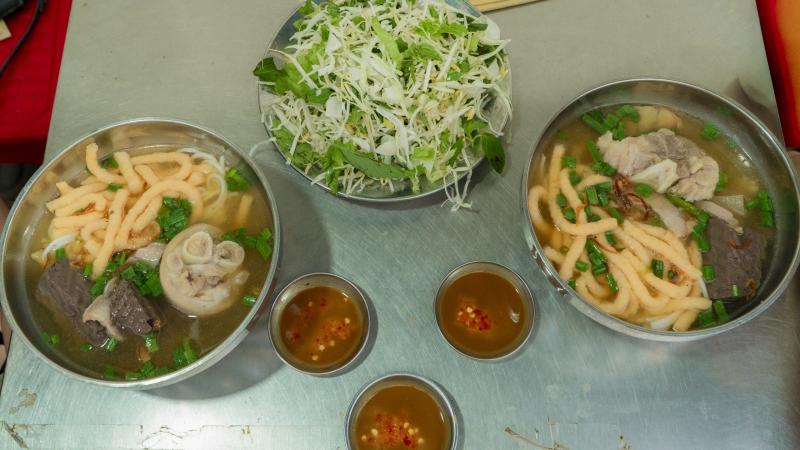 Bún suông Vĩnh Long hơn nửa thế kỷ níu chân thực khách nhờ hương vị độc đáo - Ảnh 7.