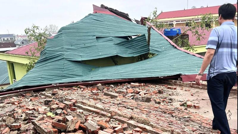 Thanh Hóa: Mưa đá bất thường nhiều nơi gây hư hỏng tài sản- Ảnh 3. Thanh Hóa: Mưa đá bất thường nhiều nơi gây hư hỏng tài sản- Ảnh 3.