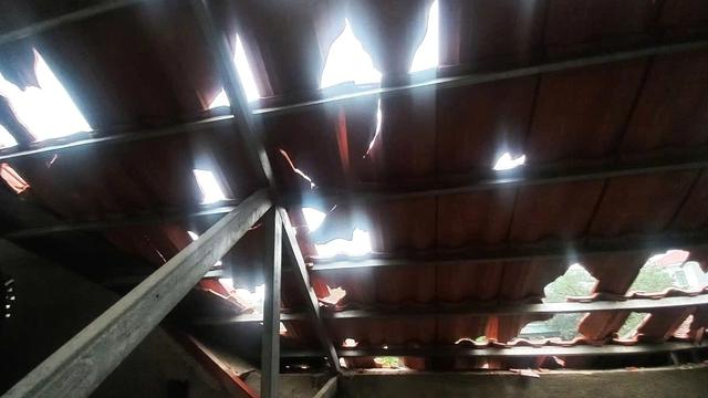 Mưa đá ở thanh hóa gây thiệt hại gần 8 . 000 Ngôi nhà Trong năm 2026 - Ảnh 1. Mưa đá ở thanh hóa gây thiệt hại gần 8 . 000 Ngôi nhà Trong năm 2026 - Ảnh 1.