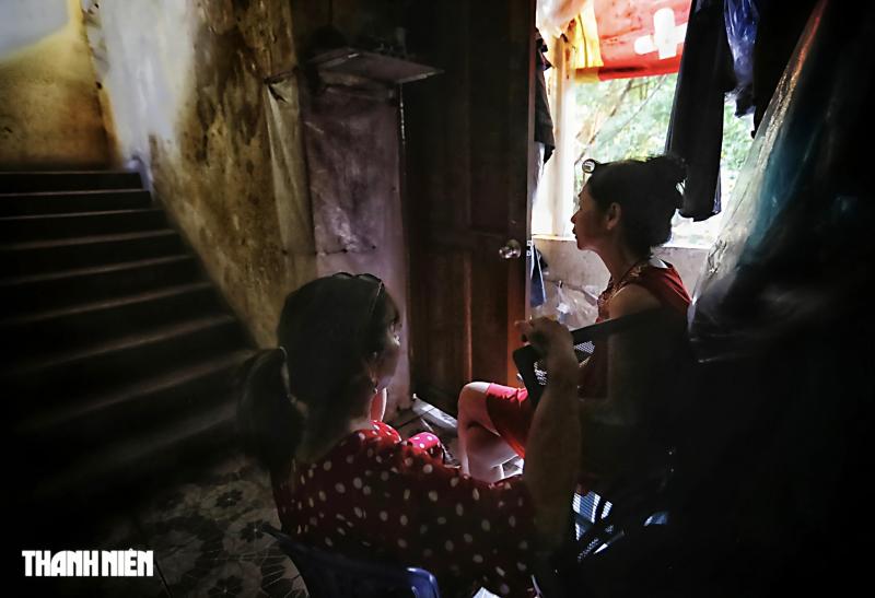 Sống trong nhà kho 2 - 3 mét vuông nơi cư xá Thanh Đa ở TP.HCM- Ảnh 2. Sống trong nhà kho 2 - 3 mét vuông nơi cư xá Thanh Đa ở TP.HCM- Ảnh 2.