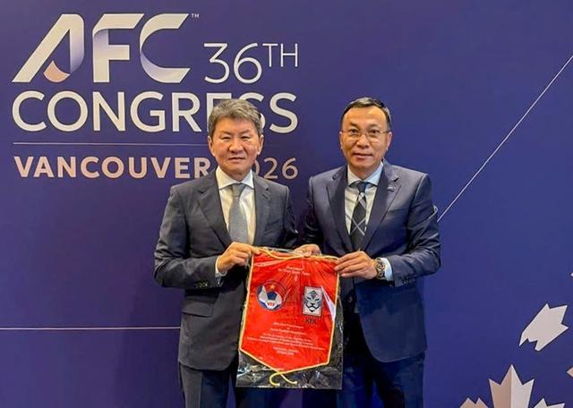 Chủ tịch VFF Trần Quốc Tuấn ký biên bản ghi nhớ đặc biệt với Chủ tịch Liên đoàn Bóng đá Hàn Quốc- Ảnh 4. Chủ tịch VFF Trần Quốc Tuấn ký biên bản ghi nhớ đặc biệt với Chủ tịch Liên đoàn Bóng đá Hàn Quốc- Ảnh 4.