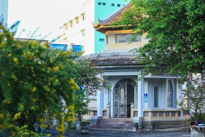 Mộ cổ bát giác ở TP.HCM, dấu tích gia tộc giàu thứ 3 Sài Gòn xưa- Ảnh 1. Mộ cổ bát giác ở TP.HCM, dấu tích gia tộc giàu thứ 3 Sài Gòn xưa- Ảnh 1.