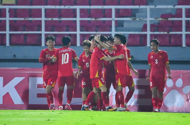 U.17 Việt Nam tái đấu U.17 Malaysia: Chứng minh năng lực, viết lại lịch sử bóng đá trẻ!- Ảnh 3. U.17 Việt Nam tái đấu U.17 Malaysia: Chứng minh năng lực, viết lại lịch sử bóng đá trẻ!- Ảnh 3.