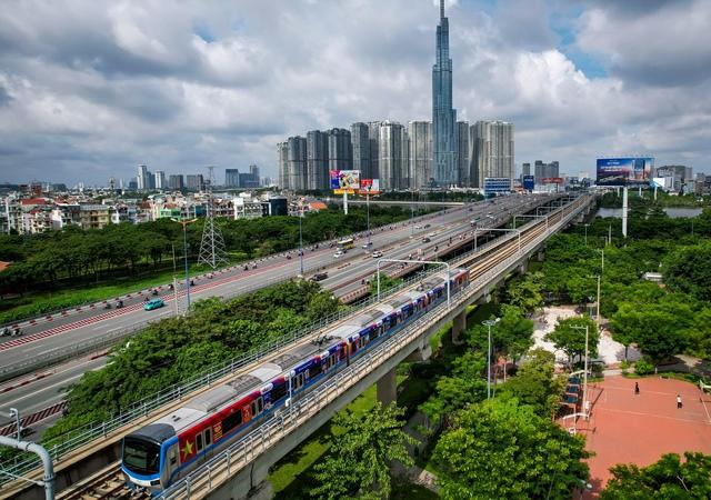 Vốn ngoại vào TP.HCM bùng nổ- Ảnh 1. Vốn ngoại vào TP.HCM bùng nổ- Ảnh 1.