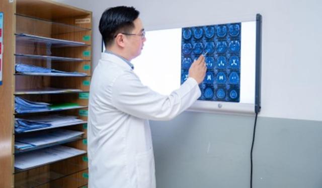 Chìa khóa phát hiện sớm ung thư và các bệnh lý nội khoa âm thầm - Ảnh 3.