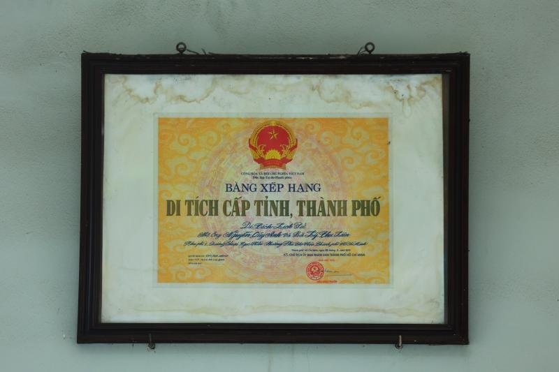 Mộ cổ bát giác ở TP.HCM, dấu tích gia tộc giàu thứ 3 Sài Gòn xưa- Ảnh 9. Mộ cổ bát giác ở TP.HCM, dấu tích gia tộc giàu thứ 3 Sài Gòn xưa- Ảnh 9.