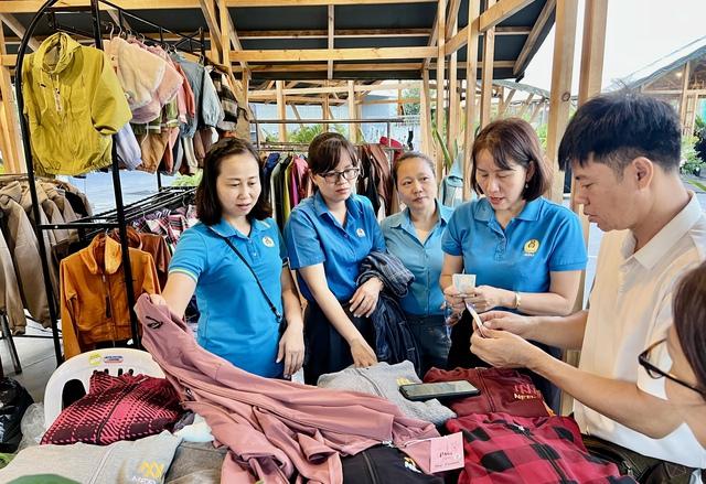 Khai mạc Tháng Công nhân: Tặng 12 'mái ấm Công đoàn cho' người lao động- Ảnh 4.