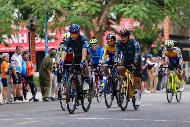 Hơn 260 cua rơ tranh tài tại Thành cổ Quảng Trị, lan tỏa thông điệp hòa bình- Ảnh 15. Hơn 260 cua rơ tranh tài tại Thành cổ Quảng Trị, lan tỏa thông điệp hòa bình- Ảnh 15.