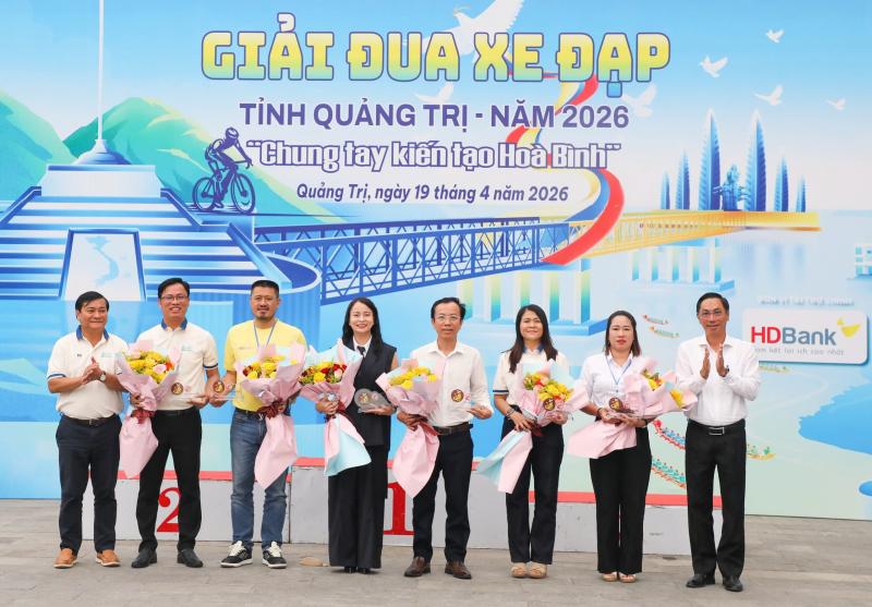 Hơn 260 cua rơ tranh tài tại Thành cổ Quảng Trị, lan tỏa thông điệp hòa bình- Ảnh 3. Hơn 260 cua rơ tranh tài tại Thành cổ Quảng Trị, lan tỏa thông điệp hòa bình- Ảnh 3.