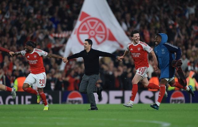 Thắng kịch tính Atletico Madrid, Arsenal thẳng tiến chung kết Champions League- Ảnh 4. Thắng kịch tính Atletico Madrid, Arsenal thẳng tiến chung kết Champions League- Ảnh 4.