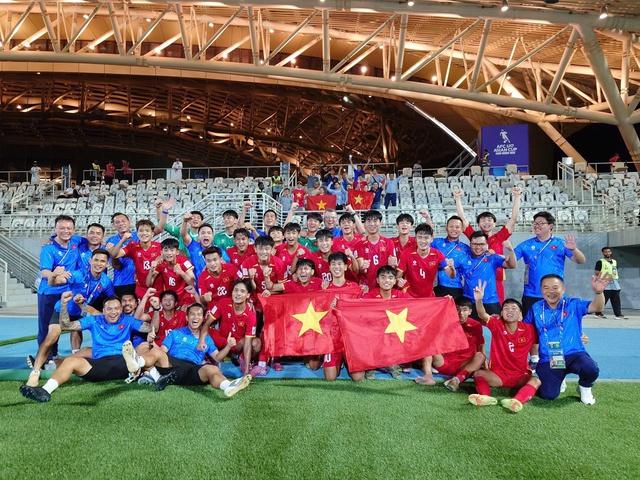 Bóng đá trẻ Việt Nam vươn ra biển lớn- Ảnh 2. Bóng đá trẻ Việt Nam vươn ra biển lớn- Ảnh 2.