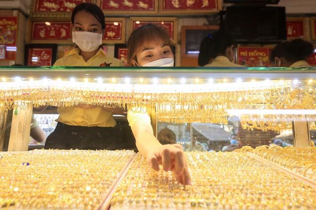Giá vàng hôm nay 12.5.2026: Tăng vọt- Ảnh 1. Giá vàng hôm nay 12.5.2026: Tăng vọt- Ảnh 1.