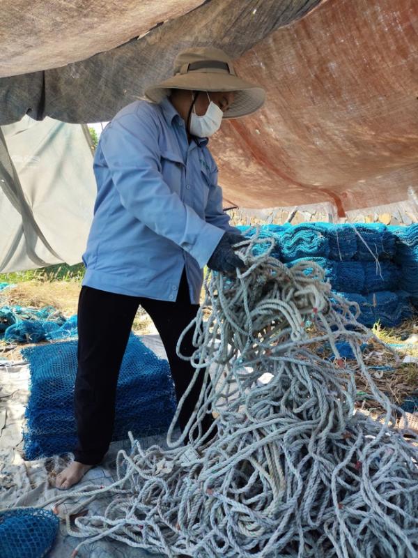 Xóm cắt lưới, phá dây thừng ở TP.HCM- Ảnh 2. Xóm cắt lưới, phá dây thừng ở TP.HCM- Ảnh 2.