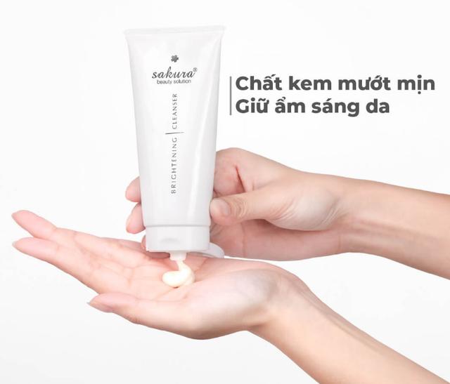 Top 6 sữa rửa mặt cho da khô ráp, nứt nẻ cũng trở nên mềm mịn - Ảnh 4.