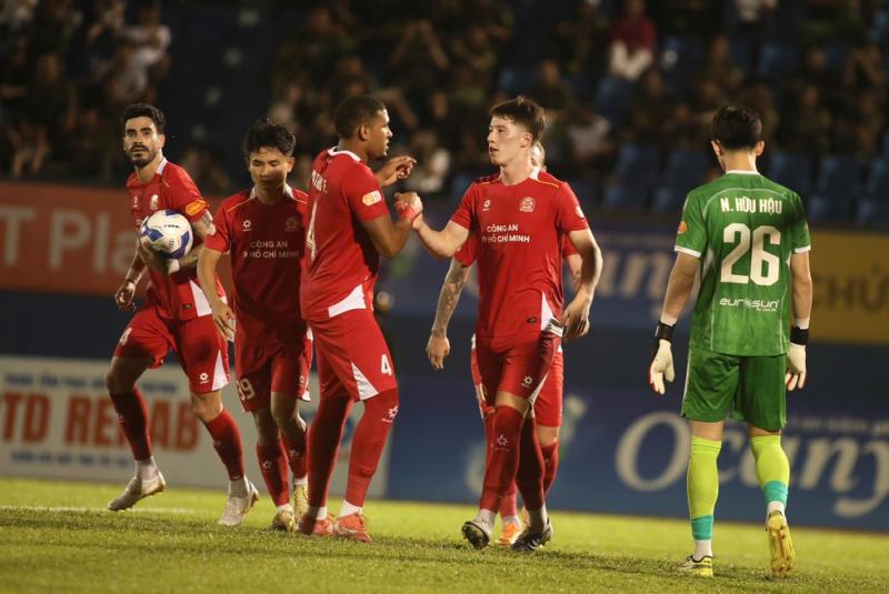 Lịch thi đấu V-League cực hay hôm nay: Cuộc chiến sinh tồn, Đà Nẵng sẽ rớt hạng nếu thua đội CA TP.HCM?- Ảnh 2.