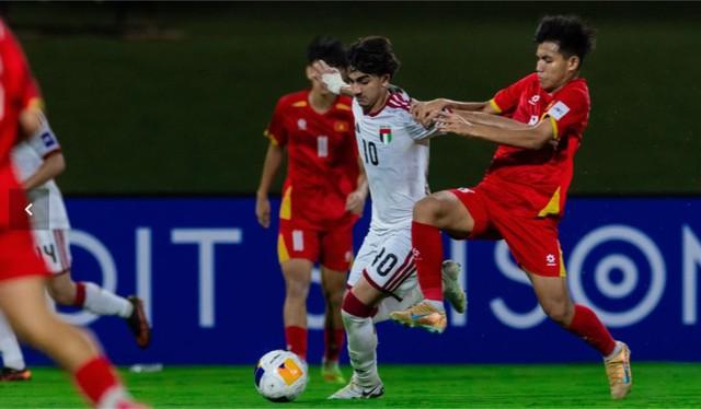 AFC chỉ thẳng điểm mấu chốt giúp U.17 Việt Nam ngược dòng hạ UAE, giành ngôi đầu ngoạn mục- Ảnh 2.