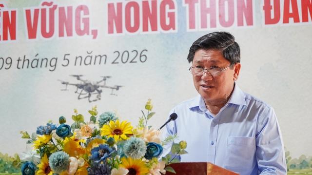 Khi người trẻ rời quê, nông thôn sẽ khó thành nơi đáng sống - Ảnh 1.