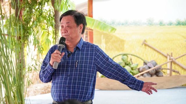 Khi người trẻ rời quê, nông thôn sẽ khó thành nơi đáng sống - Ảnh 2.
