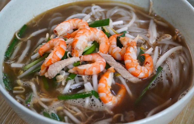 Quán bún nước lèo chỉ bán tôm đất suốt 40 năm vẫn hút khách Cà Mau - Ảnh 9.