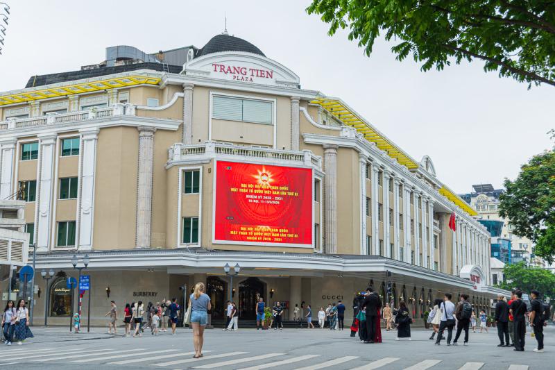Hà Nội rực rỡ cờ hoa trước thềm Đại hội MTTQ Việt Nam lần thứ XI- Ảnh 3. Hà Nội rực rỡ cờ hoa trước thềm Đại hội MTTQ Việt Nam lần thứ XI- Ảnh 3.