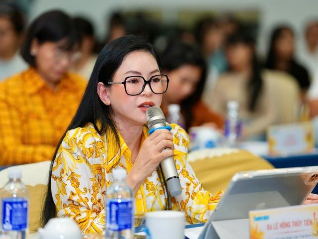 Kích thích tiêu dùng, tạo 'bệ đỡ' cho tăng trưởng kinh tế- Ảnh 3. Kích thích tiêu dùng, tạo 'bệ đỡ' cho tăng trưởng kinh tế- Ảnh 3.