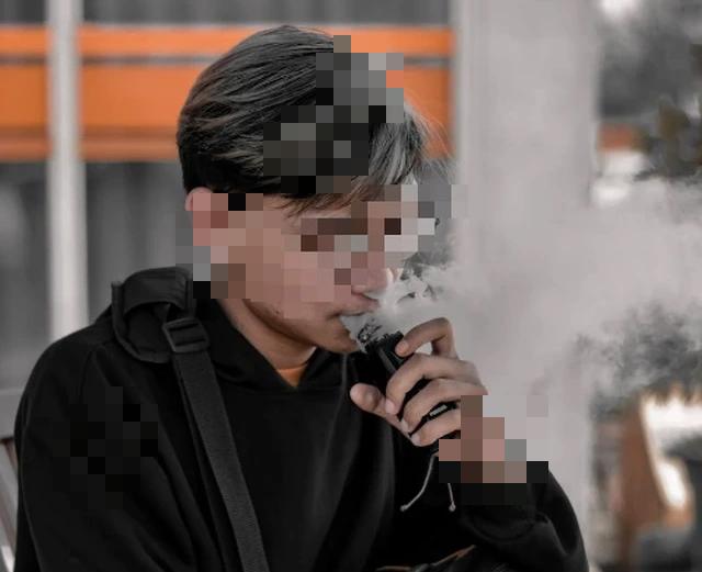 Ai không hút thuốc lá điện tử nhưng vẫn có thể bị phạt đến 10 triệu đồng? - Ảnh 1.