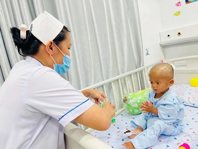 Thông tin mới nhất vụ bé trai 2 tuổi bị bạo hành dã man ở TP.HCM- Ảnh 3. Thông tin mới nhất vụ bé trai 2 tuổi bị bạo hành dã man ở TP.HCM- Ảnh 3.