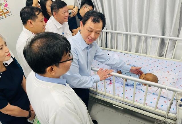 Thông tin mới nhất vụ bé trai 2 tuổi bị bạo hành dã man ở TP.HCM- Ảnh 2. Thông tin mới nhất vụ bé trai 2 tuổi bị bạo hành dã man ở TP.HCM- Ảnh 2.