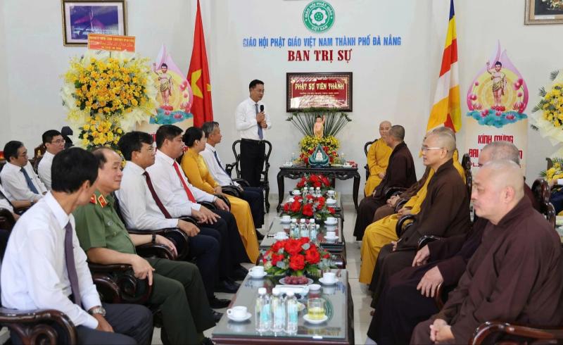 Lãnh đạo Đà Nẵng thăm Giáo hội Phật giáo, lan tỏa tinh thần từ bi mùa Phật đản- Ảnh 1. Lãnh đạo Đà Nẵng thăm Giáo hội Phật giáo, lan tỏa tinh thần từ bi mùa Phật đản- Ảnh 1.