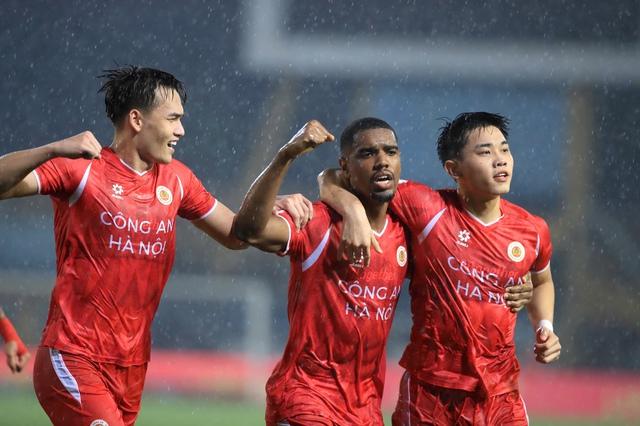 Chủ tịch VFF Trần Quốc Tuấn kỳ vọng nhà vô địch V-League CLB CAHN chinh phục thành công châu Á- Ảnh 2.