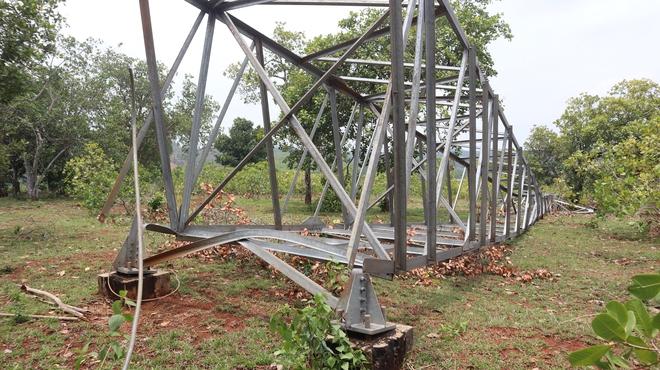 Đồng Nai: Trụ điện 110kV không có đai ốc ngã đổ gây bất an- Ảnh 4. Đồng Nai: Trụ điện 110kV không có đai ốc ngã đổ gây bất an- Ảnh 4.