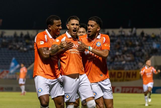 Lịch thi đấu V-League cực hay hôm nay: HLV Kewell sẽ ‘đẩy’ Đà Nẵng xuống hạng hay ‘cứu hộ’?- Ảnh 6. Lịch thi đấu V-League cực hay hôm nay: HLV Kewell sẽ ‘đẩy’ Đà Nẵng xuống hạng hay ‘cứu hộ’?- Ảnh 6.