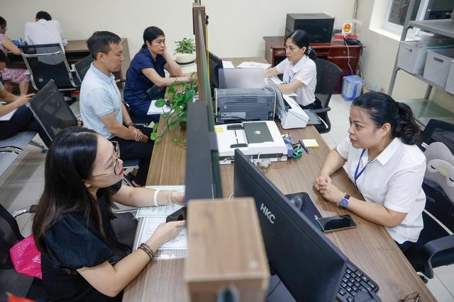 Tăng lương cơ sở từ 1.7: mức cao nhất có thể nhận hơn 20 triệu đồng/tháng - Ảnh 1.
