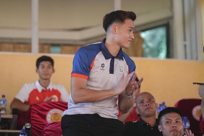 CLB CAHN có bước đi quan trọng, Quang Hải cùng Nguyễn Filip rạng rỡ có mặt- Ảnh 6. CLB CAHN có bước đi quan trọng, Quang Hải cùng Nguyễn Filip rạng rỡ có mặt- Ảnh 6.