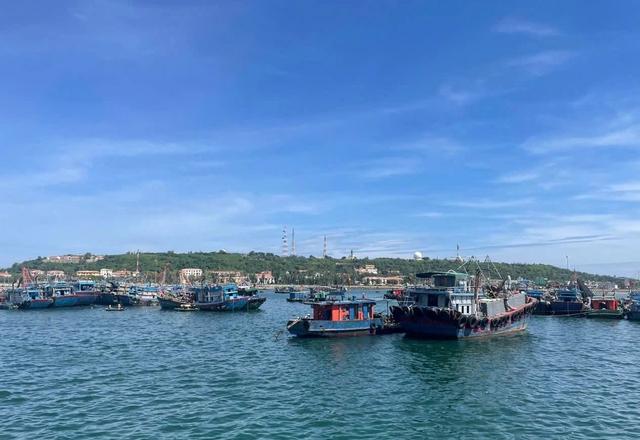 Tàu cá Hải Phòng chìm trên biển, 2 ngư dân mất tích- Ảnh 1. Tàu cá Hải Phòng chìm trên biển, 2 ngư dân mất tích- Ảnh 1.