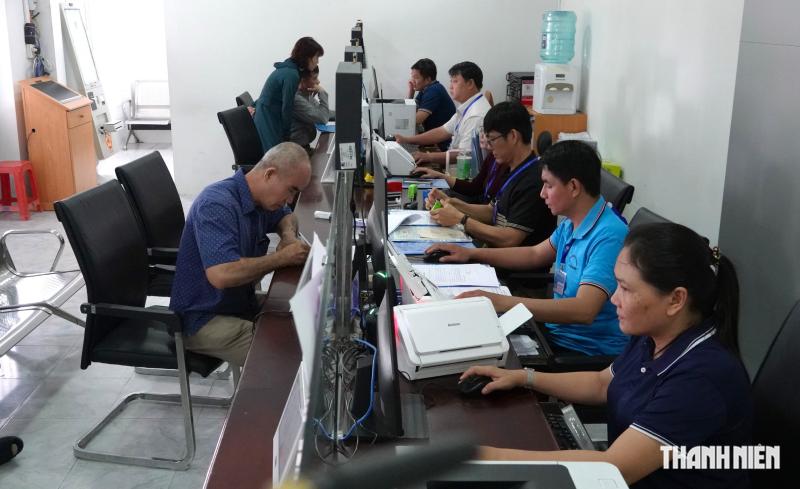 Bộ Nội vụ trả lời TP.HCM việc hỗ trợ thêm cho người hoạt động không chuyên trách- Ảnh 2. Bộ Nội vụ trả lời TP.HCM việc hỗ trợ thêm cho người hoạt động không chuyên trách- Ảnh 2.