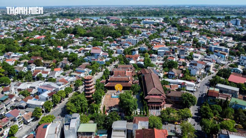 Ghé thăm những ngôi cổ tự trăm năm tuổi ở Huế dịp đại lễ Phật đản- Ảnh 5. Ghé thăm những ngôi cổ tự trăm năm tuổi ở Huế dịp đại lễ Phật đản- Ảnh 5.