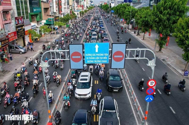 Đường Cộng Hòa đảo chiều: 'Không còn cảnh nhích 30 phút qua cửa ngõ Tân Sơn Nhất' - Ảnh 1.