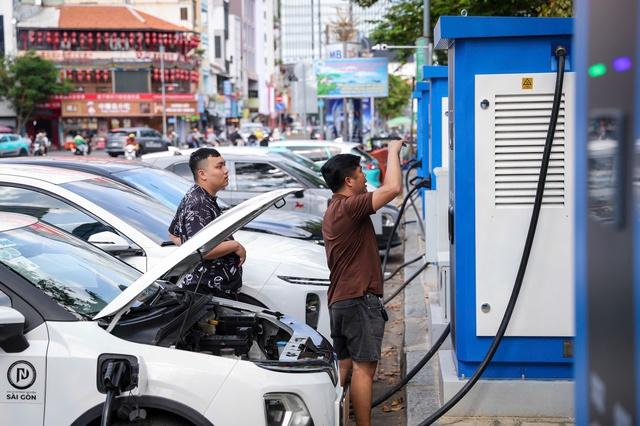 Vì sao xe điện chỉ mất tối đa 2 năm để 'trả nợ carbon' cho nhân loại?- Ảnh 1.