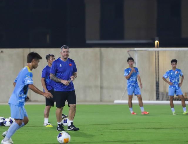 Lịch thi đấu U.17 Việt Nam - U.17 UAE mới nhất: Cổ vũ thầy trò HLV Roland trên kênh nào?- Ảnh 2. Lịch thi đấu U.17 Việt Nam - U.17 UAE mới nhất: Cổ vũ thầy trò HLV Roland trên kênh nào?- Ảnh 2.