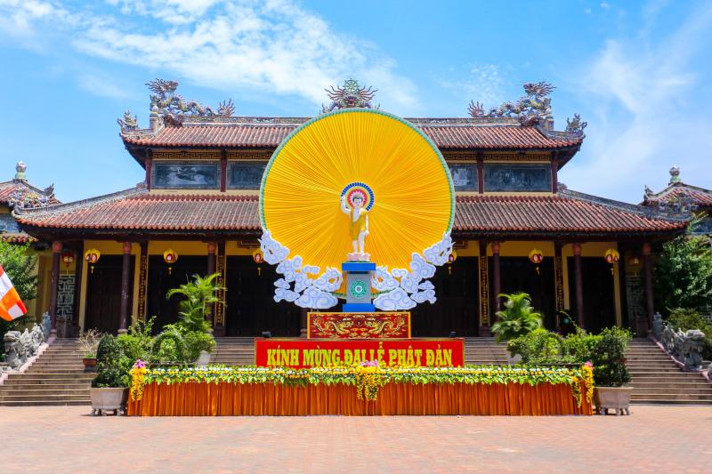Ghé thăm những ngôi cổ tự trăm năm tuổi ở Huế dịp đại lễ Phật đản- Ảnh 8. Ghé thăm những ngôi cổ tự trăm năm tuổi ở Huế dịp đại lễ Phật đản- Ảnh 8.