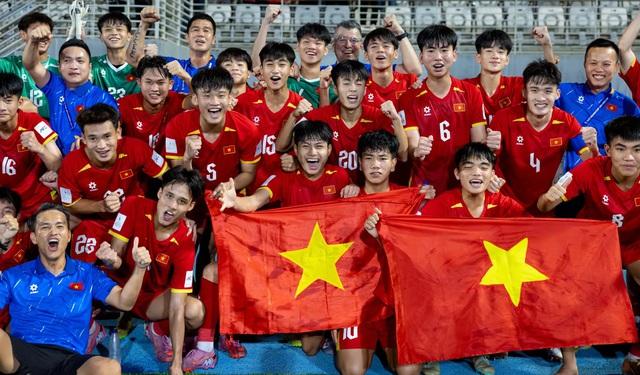 Chủ tịch AFC gửi thư chúc mừng Chủ tịch VFF và U.17 Việt Nam: ‘Tấm vé World Cup tuyệt vời’- Ảnh 3. Chủ tịch AFC gửi thư chúc mừng Chủ tịch VFF và U.17 Việt Nam: ‘Tấm vé World Cup tuyệt vời’- Ảnh 3.