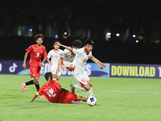 Báo Yemen ca ngợi U.17 Việt Nam thắng ngoạn mục, bất an vì giấc mơ World Cup lung lay- Ảnh 2. Báo Yemen ca ngợi U.17 Việt Nam thắng ngoạn mục, bất an vì giấc mơ World Cup lung lay- Ảnh 2.
