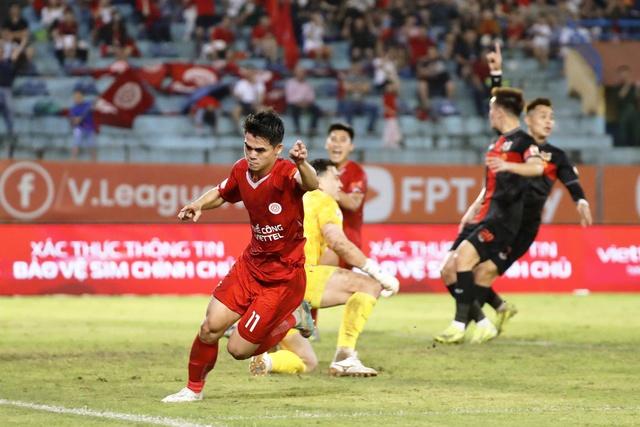 Bảng xếp hạng V-League mới nhất: HAGL bất ngờ đứng vị trí khó tin, Ninh Bình rơi khỏi tốp 3- Ảnh 2.