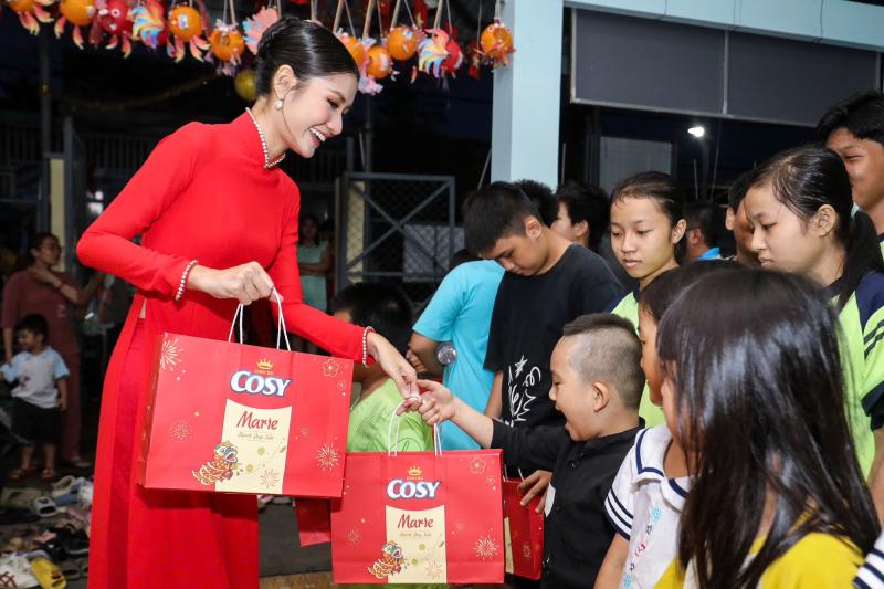 Hành trình gieo mầm xanh giữa phương Nam năng động- Ảnh 2. Hành trình gieo mầm xanh giữa phương Nam năng động- Ảnh 2.