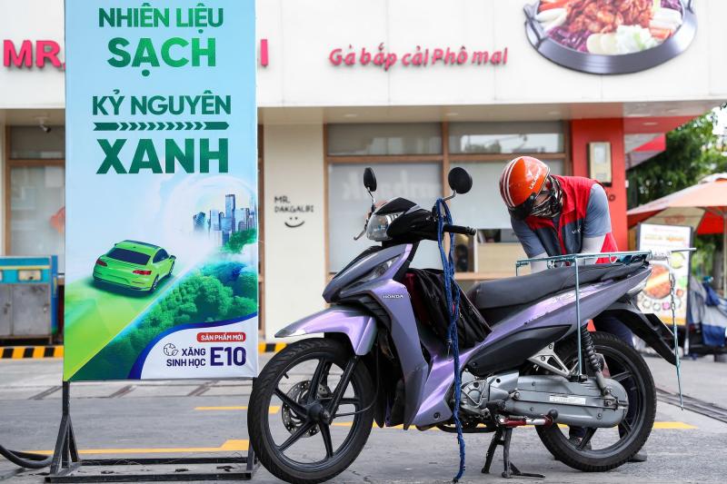 Cần làm gì để xe cũ dùng được xăng sinh học?- Ảnh 1. Cần làm gì để xe cũ dùng được xăng sinh học?- Ảnh 1.