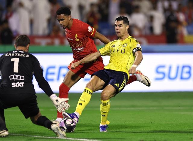 Ronaldo vẫn còn cơ hội rất lớn đoạt ngôi vô địch, nếu làm được điều này- Ảnh 2. Ronaldo vẫn còn cơ hội rất lớn đoạt ngôi vô địch, nếu làm được điều này- Ảnh 2.