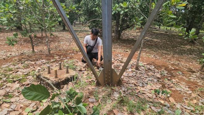 Đồng Nai: Trụ điện 110kV không có đai ốc ngã đổ gây bất an- Ảnh 9. Đồng Nai: Trụ điện 110kV không có đai ốc ngã đổ gây bất an- Ảnh 9.