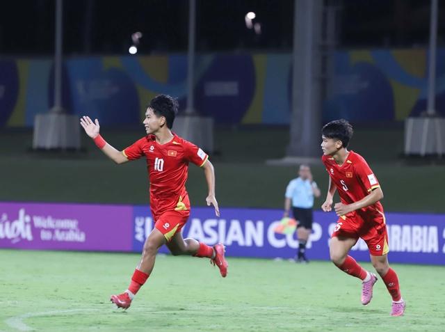 U.17 Việt Nam rơi bảng đấu khó ở World Cup, sếp lớn VFF tuyên bố đặc biệt- Ảnh 2.